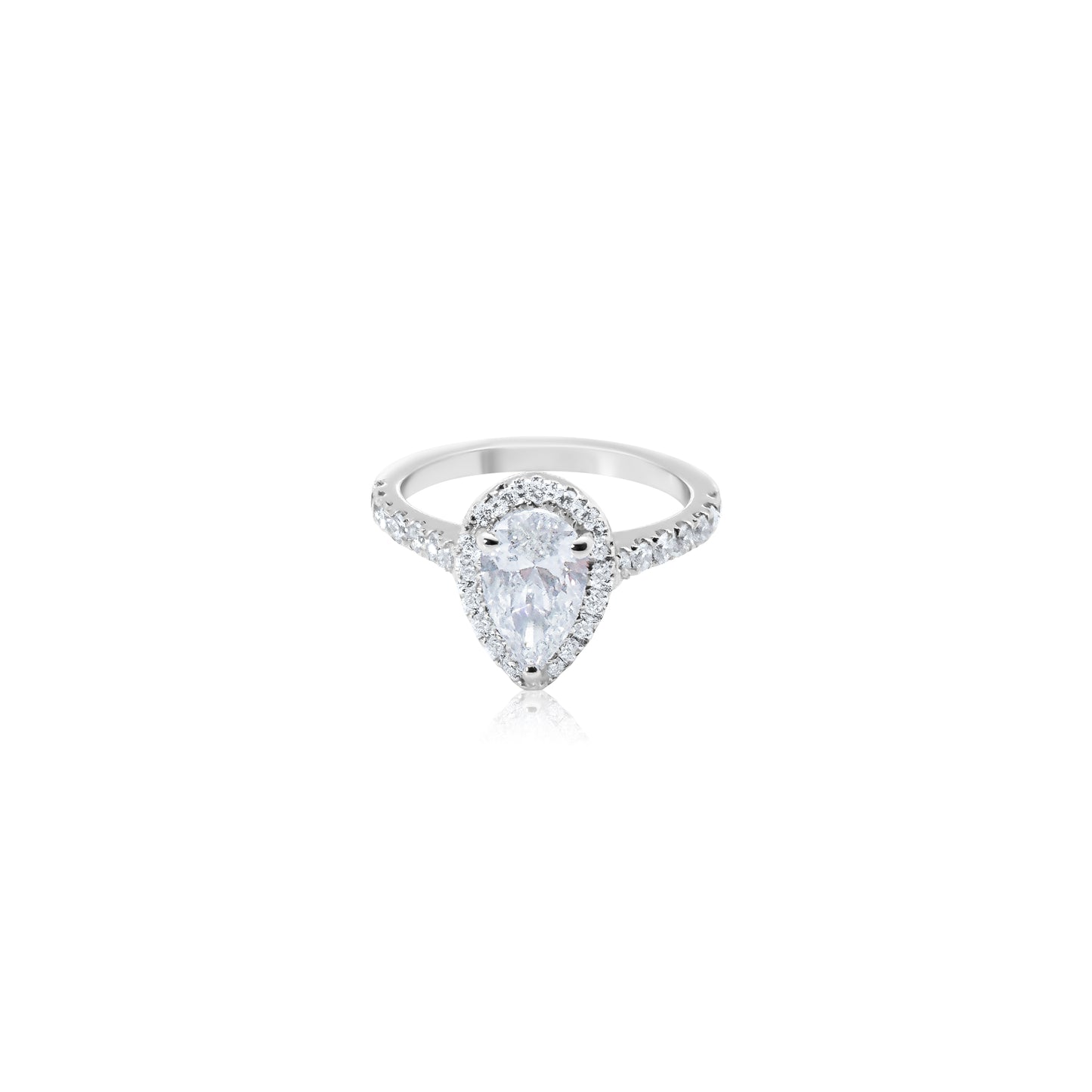Oval Halo Ring – Graciös Haloring med Briljantslipade Diamanter